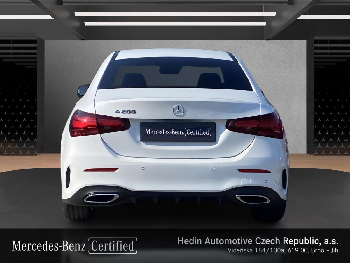 Mercedes-Benz Třídy A Sedan / Limuzína 1,3 l 120 kw