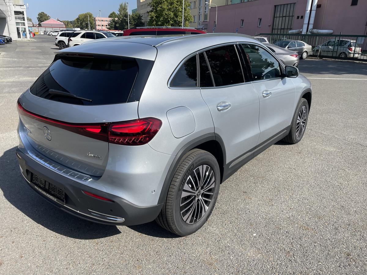 Mercedes-Benz EQA