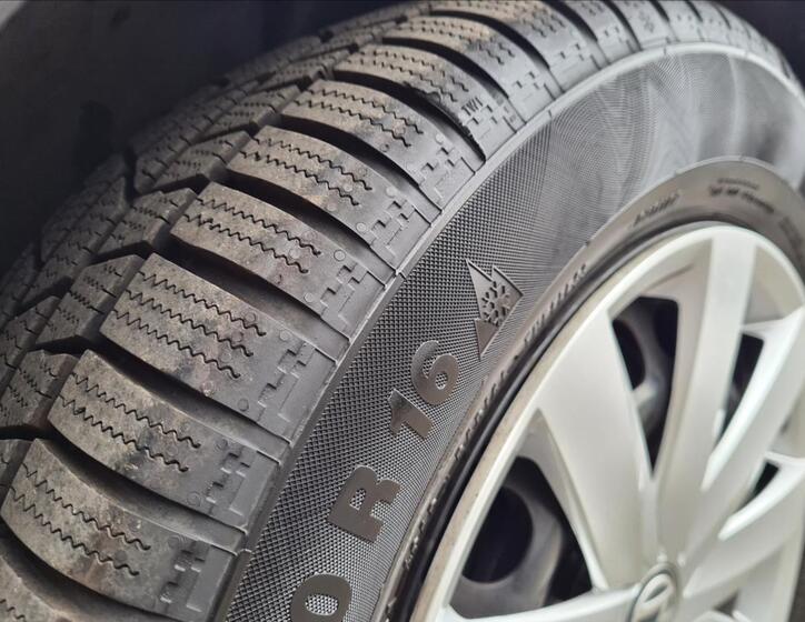 Volkswagen Passat 30