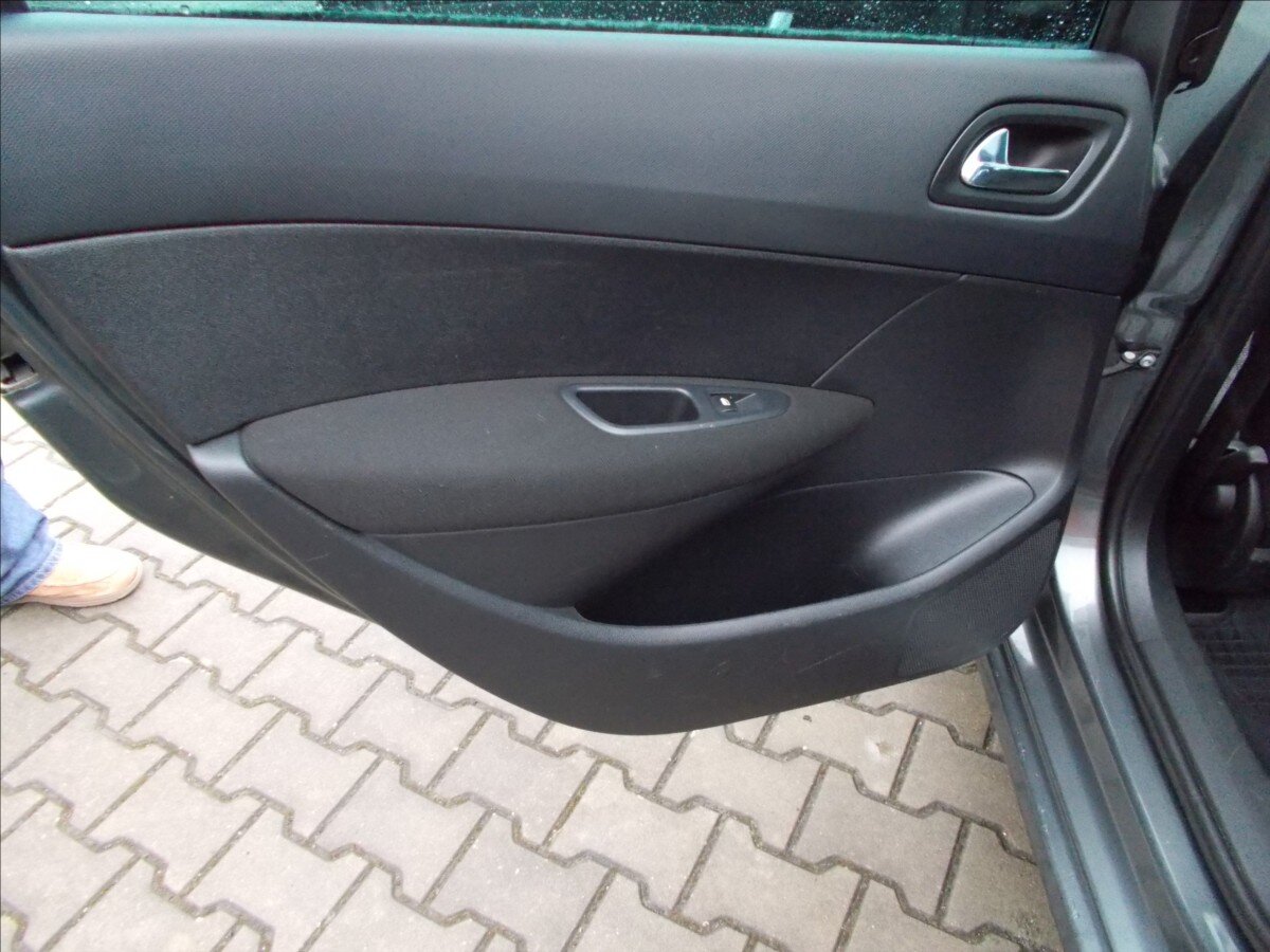 Peugeot 308 Kombi 1,6 l 88 kw