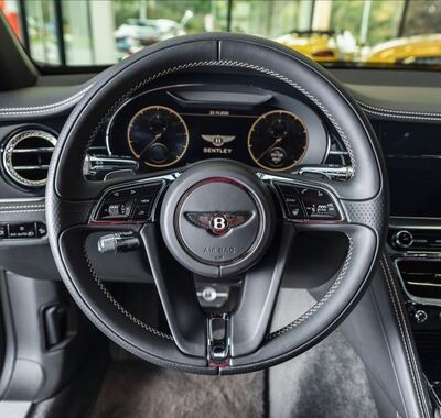 Bentley Flying Spur 8