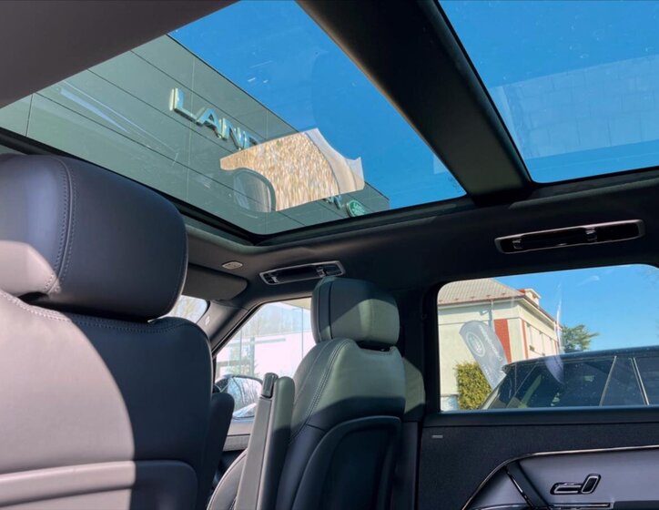 Land Rover Range Rover Sport SUV / Terénní 3,0 l 221 kw