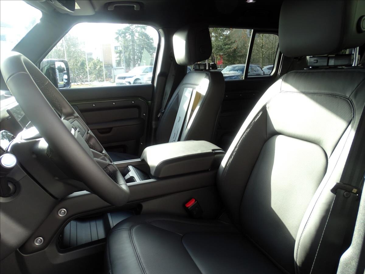Land Rover Defender SUV / Terénní 3,0 l 257 kw