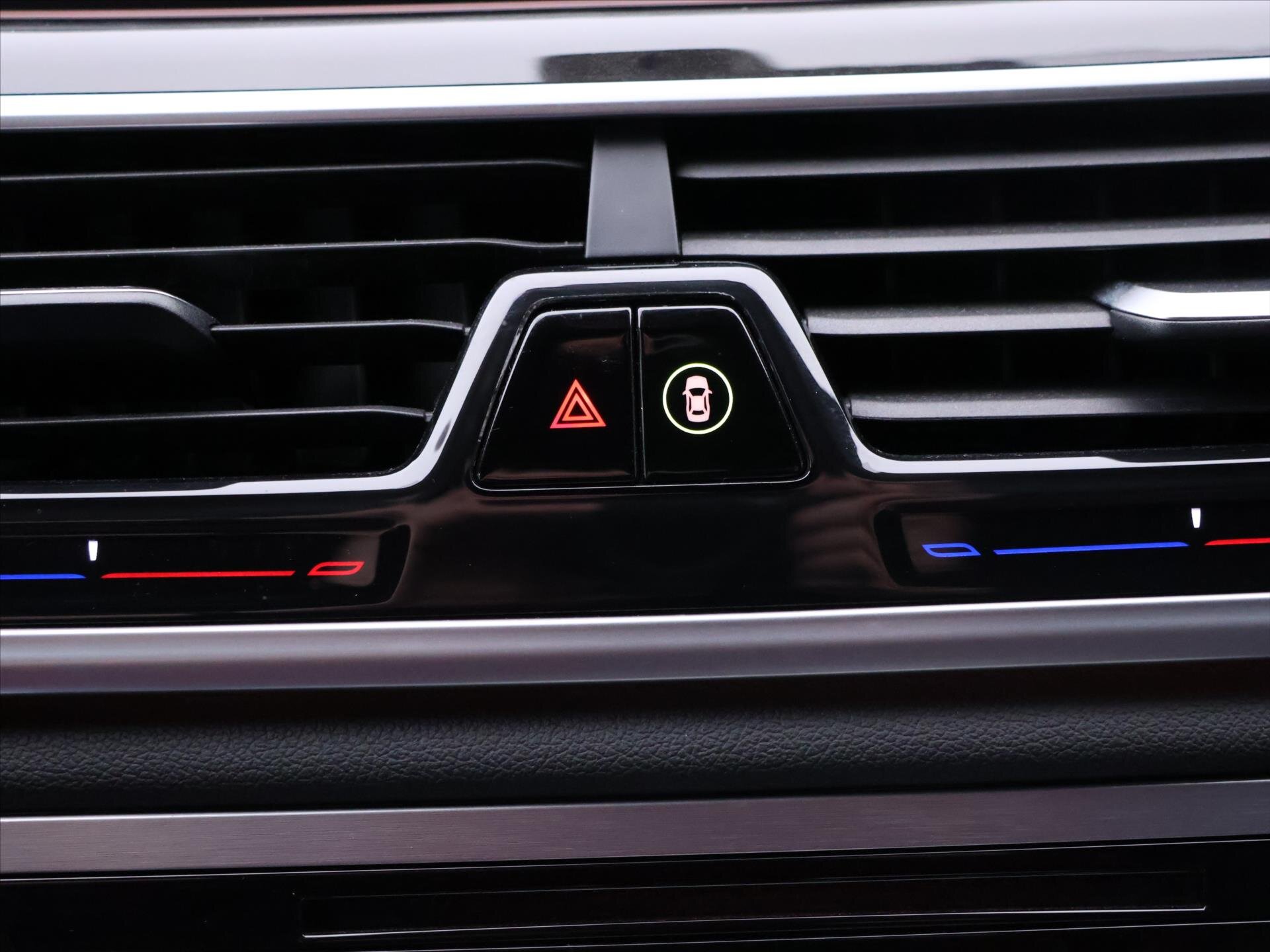 BMW Řada 7 Sedan 4,4 l 330 kw