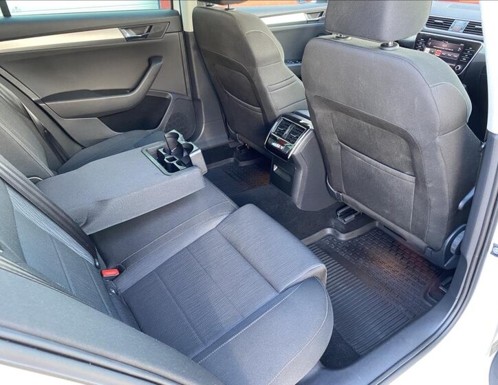 Škoda Superb Kombi 2,0 l 110 kw