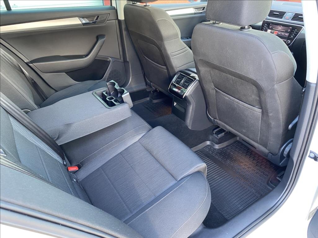 Škoda Superb Kombi 2,0 l 110 kw