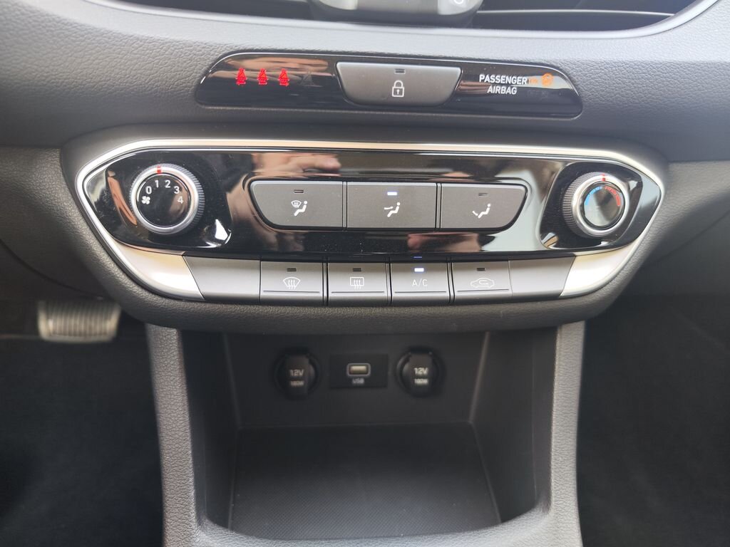 Hyundai i30 Kombi 998,0 88 kw