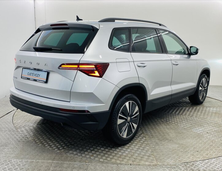 Škoda Karoq SUV / Terénní 1,5 l 110 kw