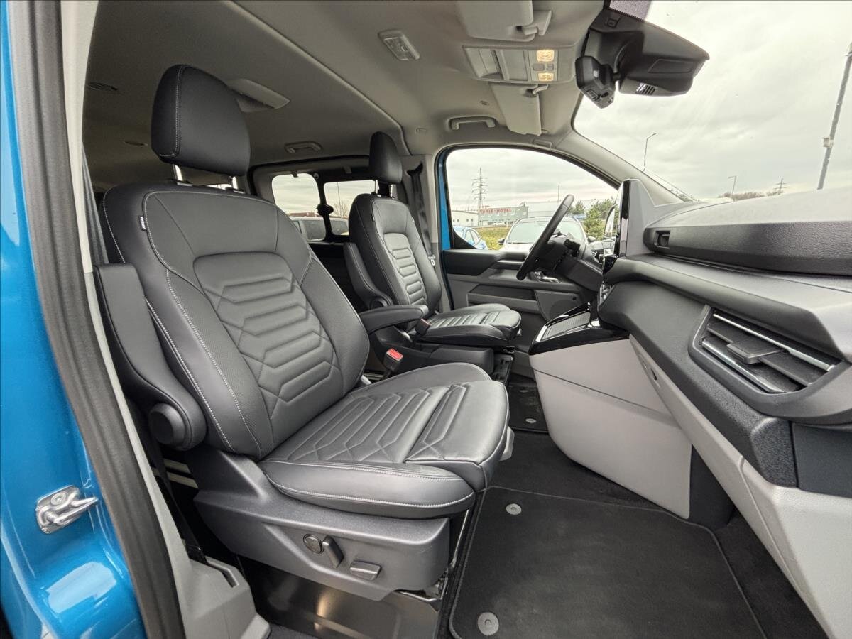 Ford Tourneo Custom MPV 0,0 160 kw