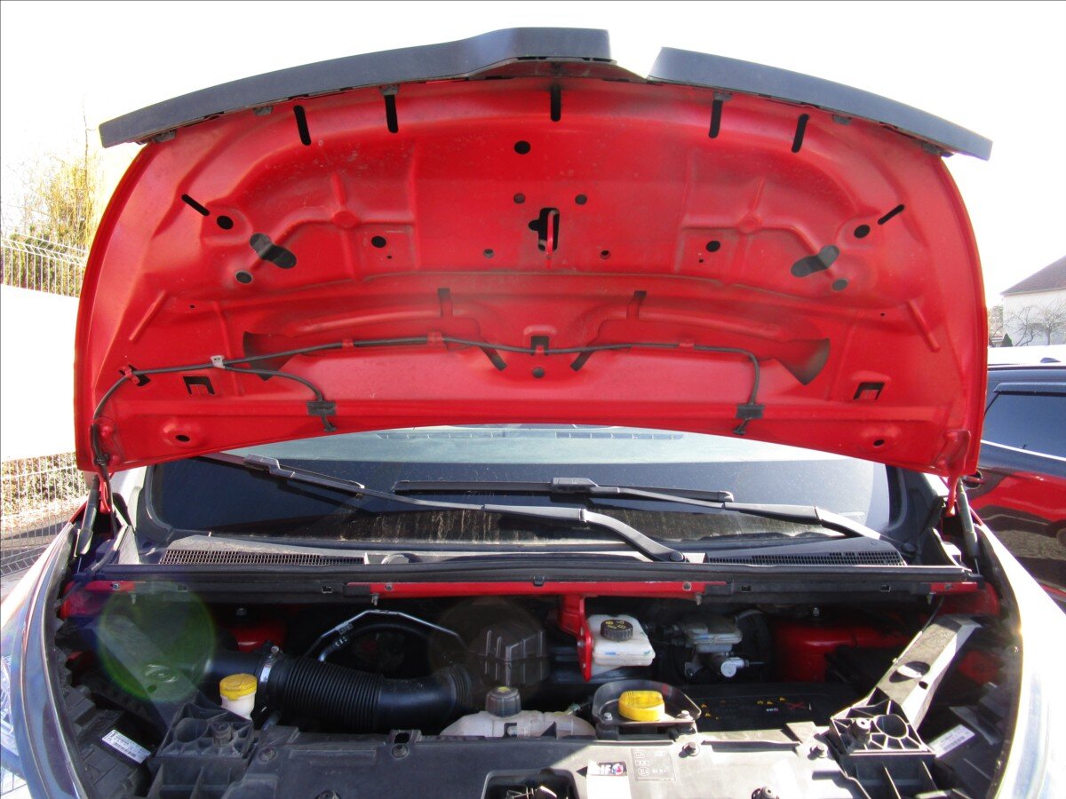 Renault Trafic Skříň 1,6 l 70 kw