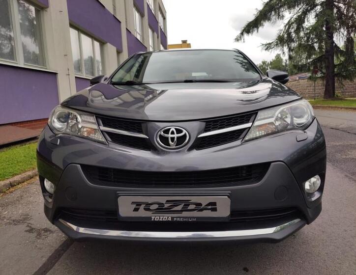 Toyota RAV4 7