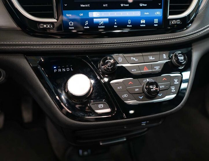 Chrysler Pacifica MPV 3,6 l 221 kw