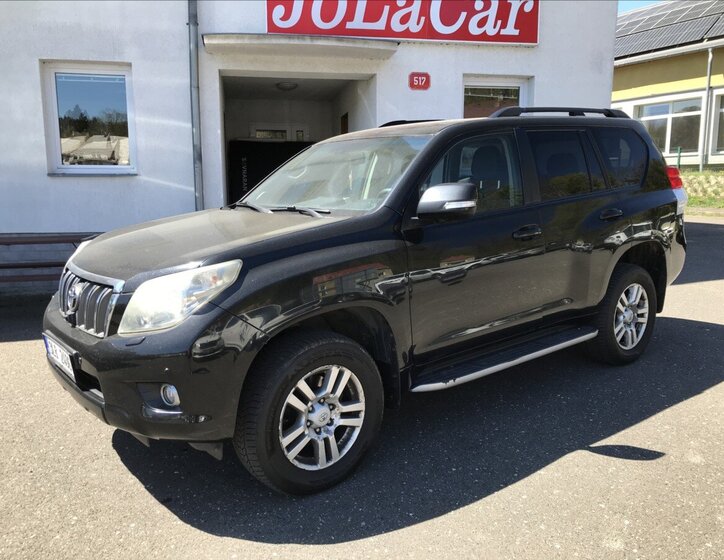 Toyota Land Cruiser Kombi 3,0 l 127 kw