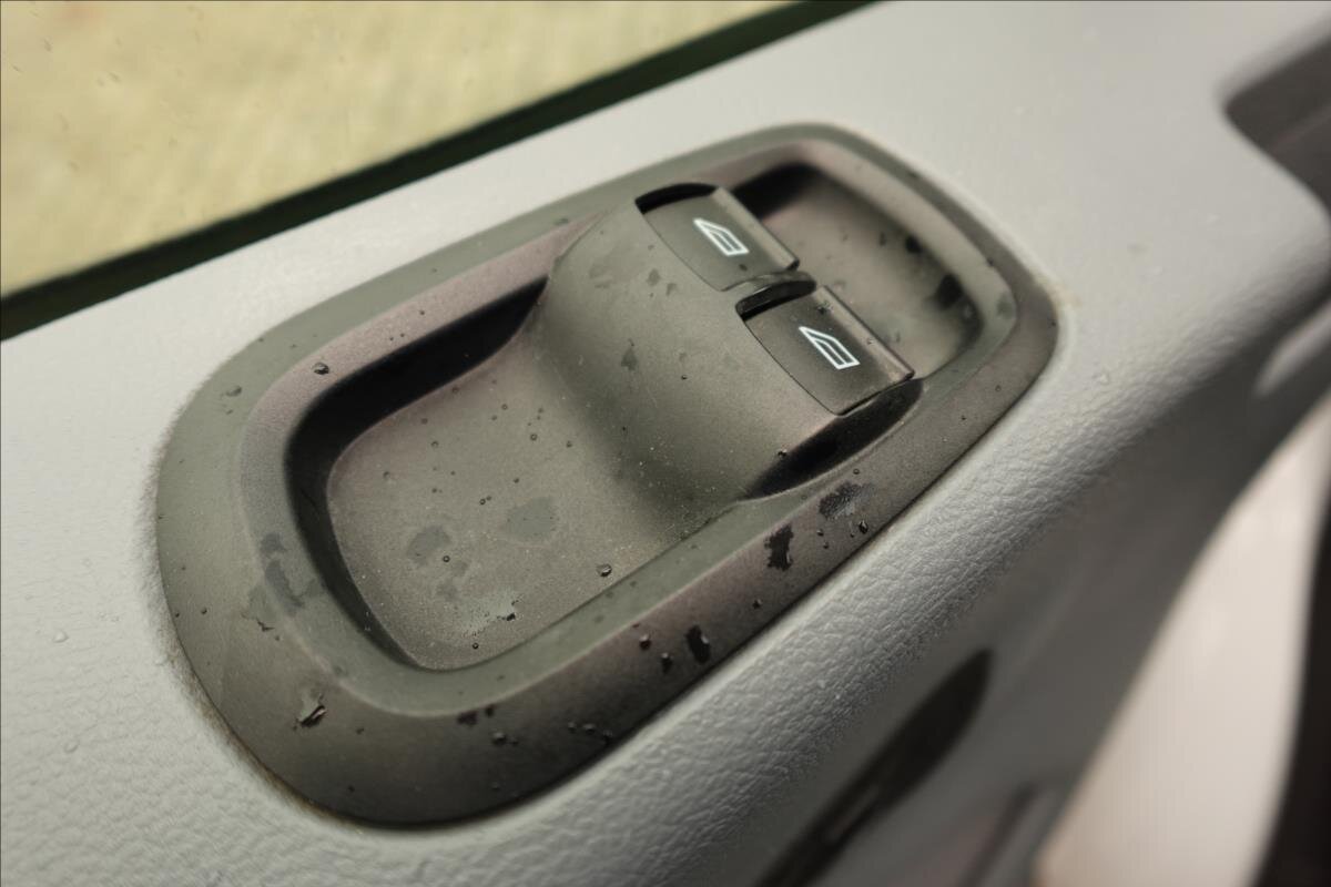 Ford Transit Valník 2,0 l 96 kw