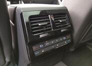 Volkswagen Touareg 13