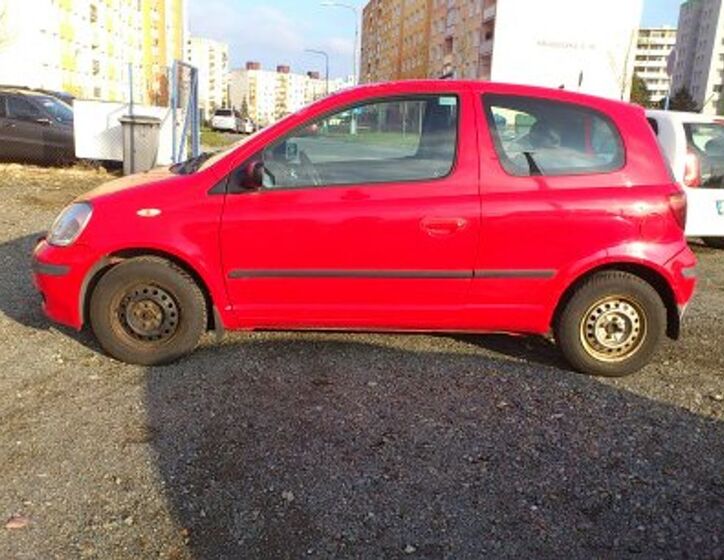 Toyota Yaris 2