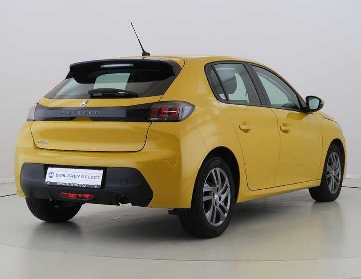 Peugeot 208 5