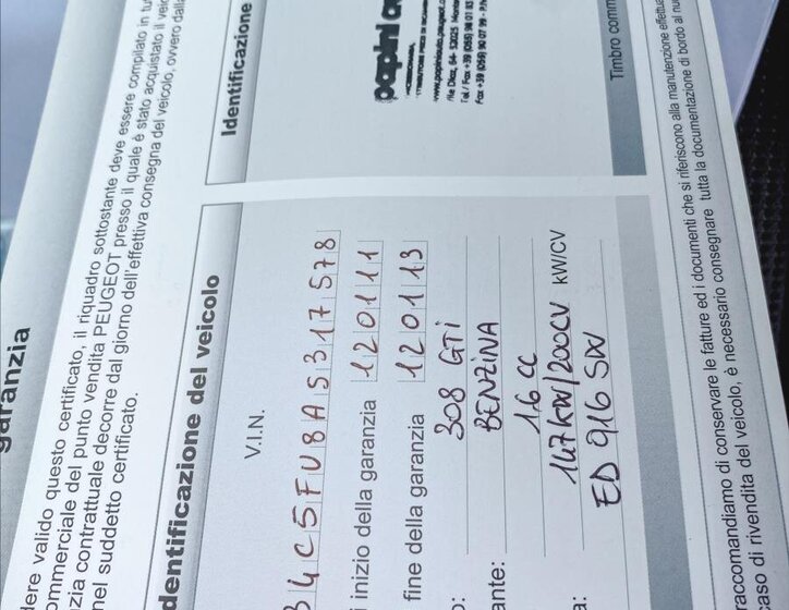 Peugeot 308 Hatchback 1,6 l 147 kw