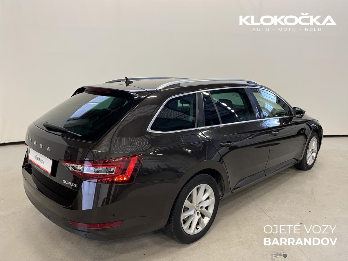 Škoda Superb Kombi 1,6 l 88 kw