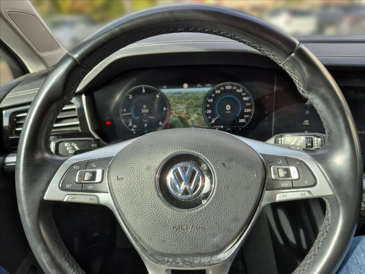Volkswagen Touareg SUV / Terénní 3,0 l 210 kw