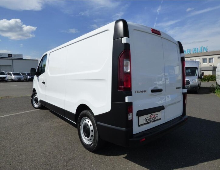 Renault Trafic 38