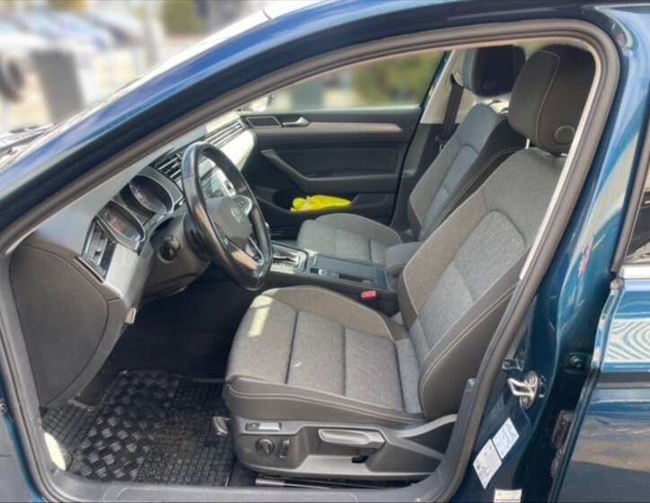 Volkswagen Passat Kombi 1,5 l 110 kw