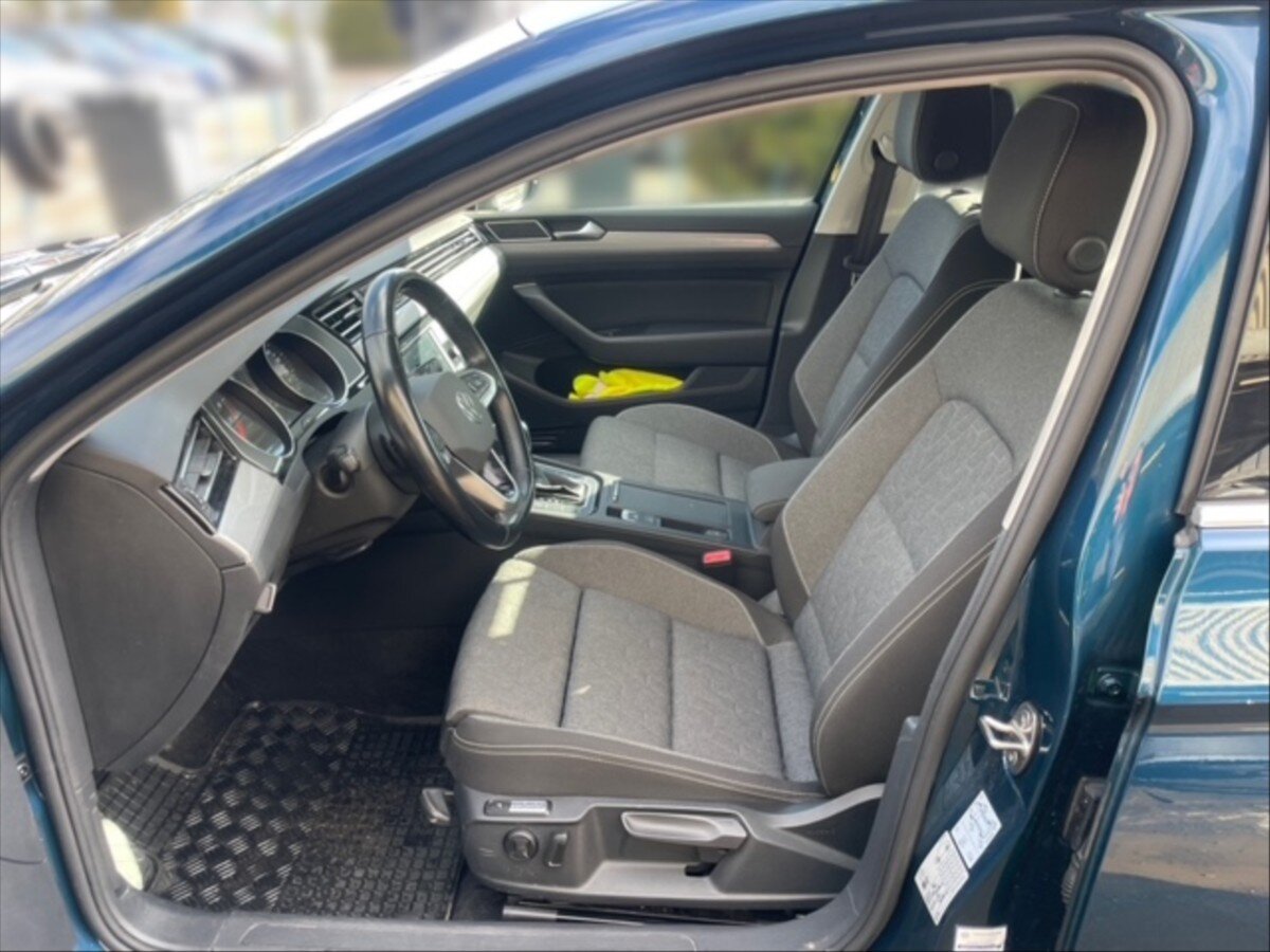 Volkswagen Passat Kombi 1,5 l 110 kw