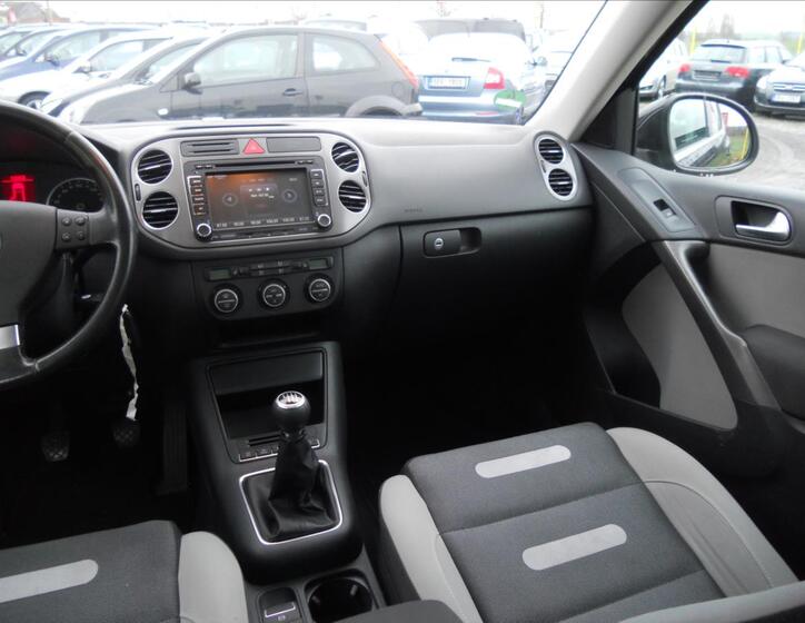 Volkswagen Tiguan 14