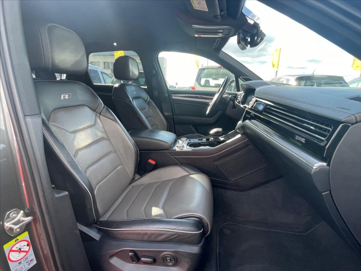 Volkswagen Touareg SUV 3,0 l 210 kw