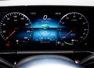 Mercedes-Benz GLA 10