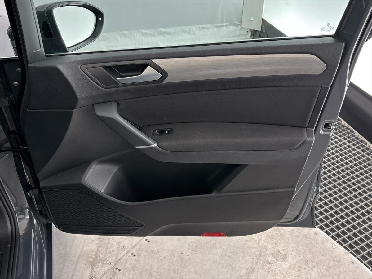 Volkswagen Touran MPV 1,5 l 110 kw