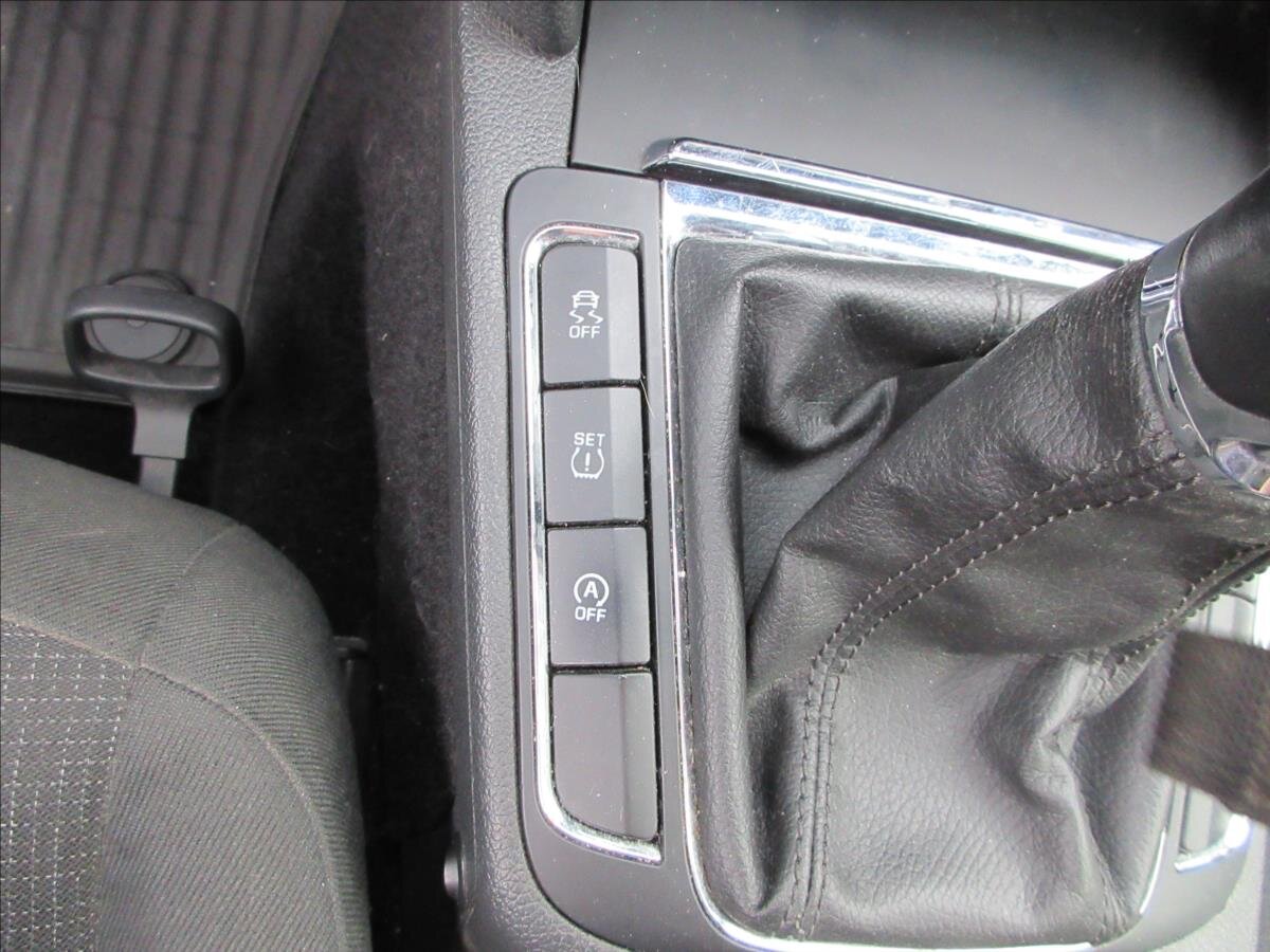 Škoda Superb Sedan / Limuzína 2,0 l 103 kw