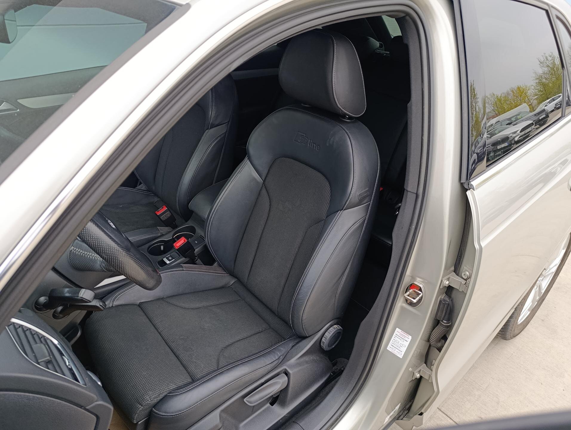 Audi Q3 SUV / Terénní 2,0 l 110 kw