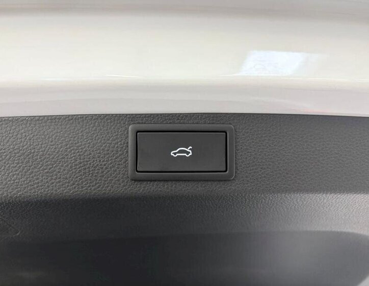 Škoda Karoq SUV 1,5 l 110 kw