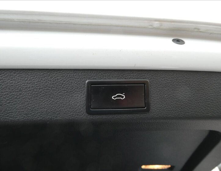 Škoda Superb Kombi 2,0 l 140 kw