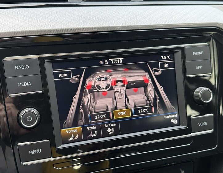 Volkswagen Passat Kombi 1,5 l 110 kw