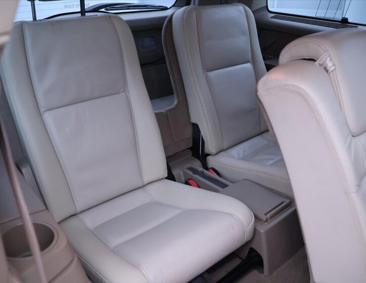 Volvo XC90 SUV / Terénní 2,4 l 147 kw