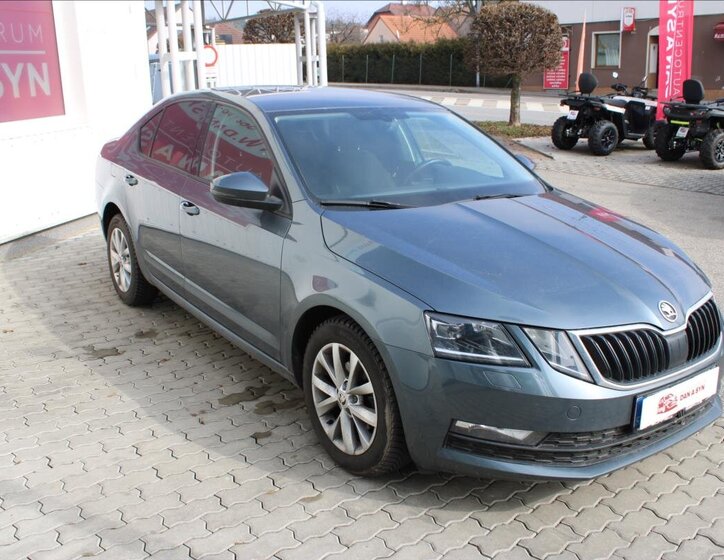Škoda Octavia Sedan / Limuzína 1,6 l 85 kw