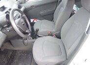 Chevrolet Spark 11