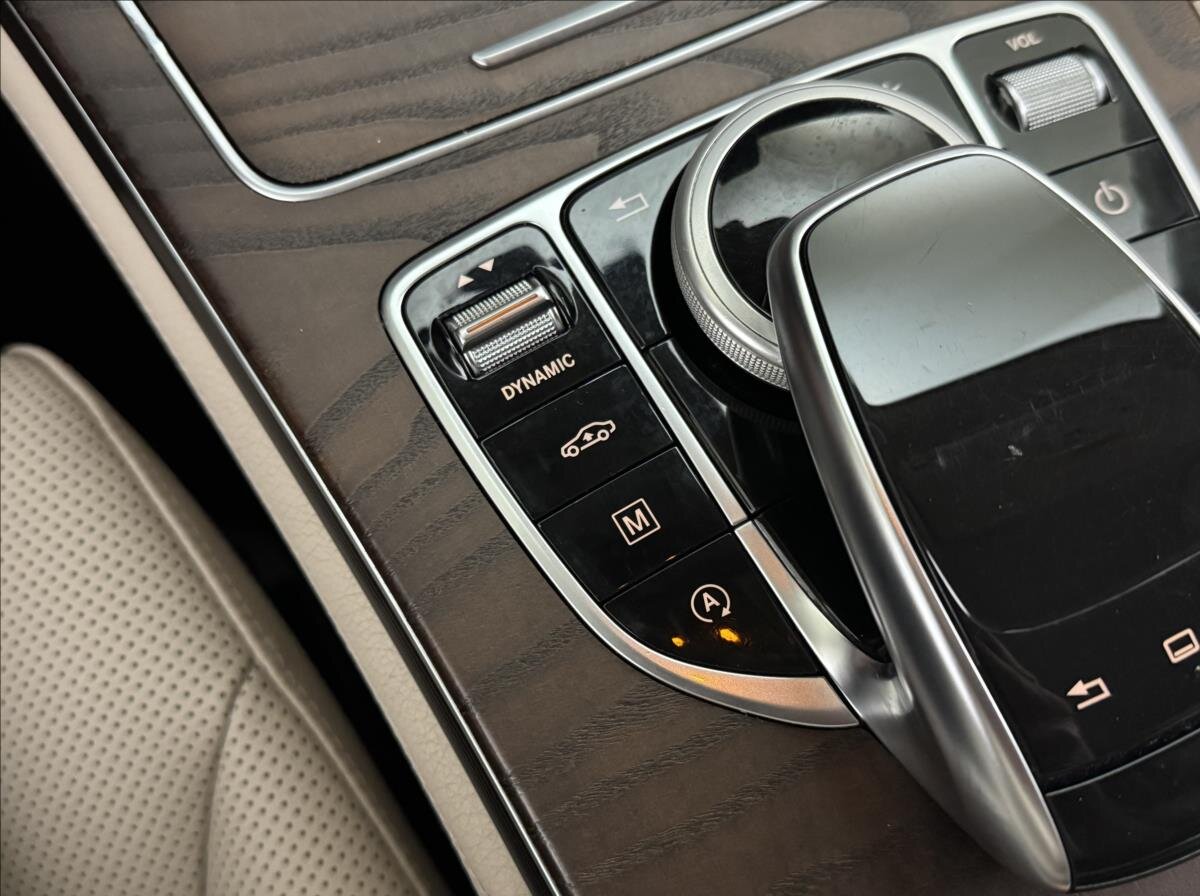 Mercedes-Benz GLC SUV / Terénní 2,1 l 150 kw