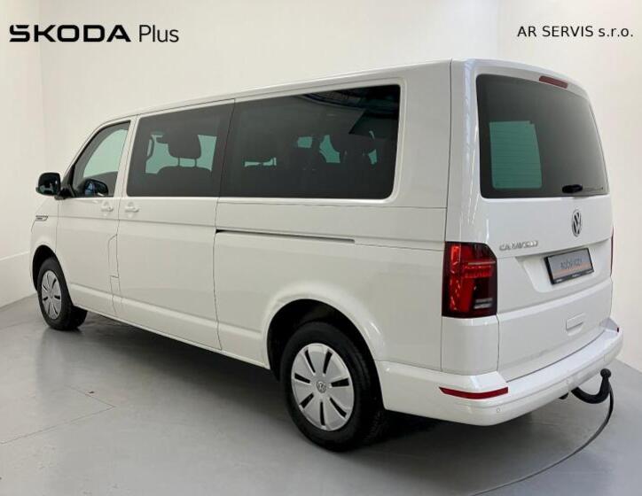 Volkswagen Caravelle 8