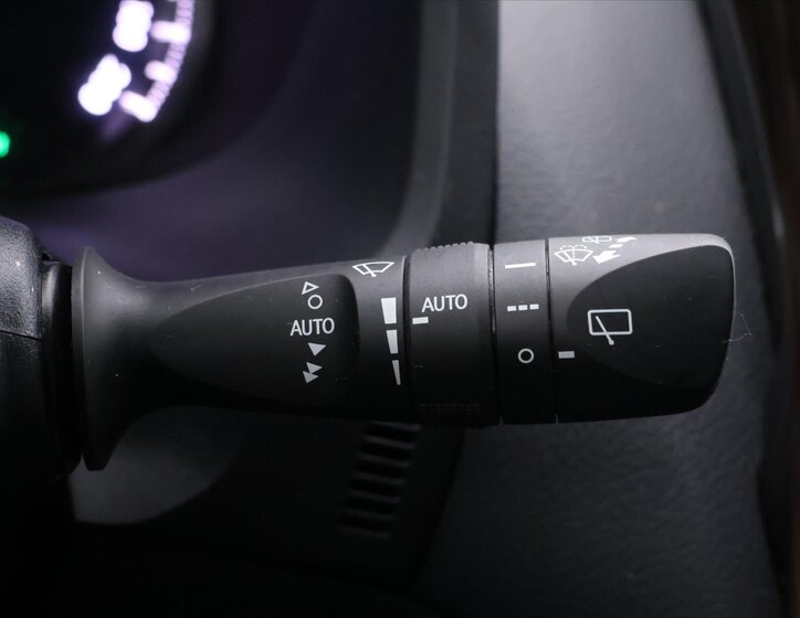 Toyota Land Cruiser SUV / Terénní 2,8 l 150 kw