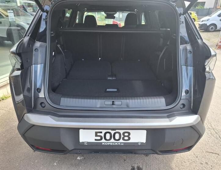 Peugeot 5008 6