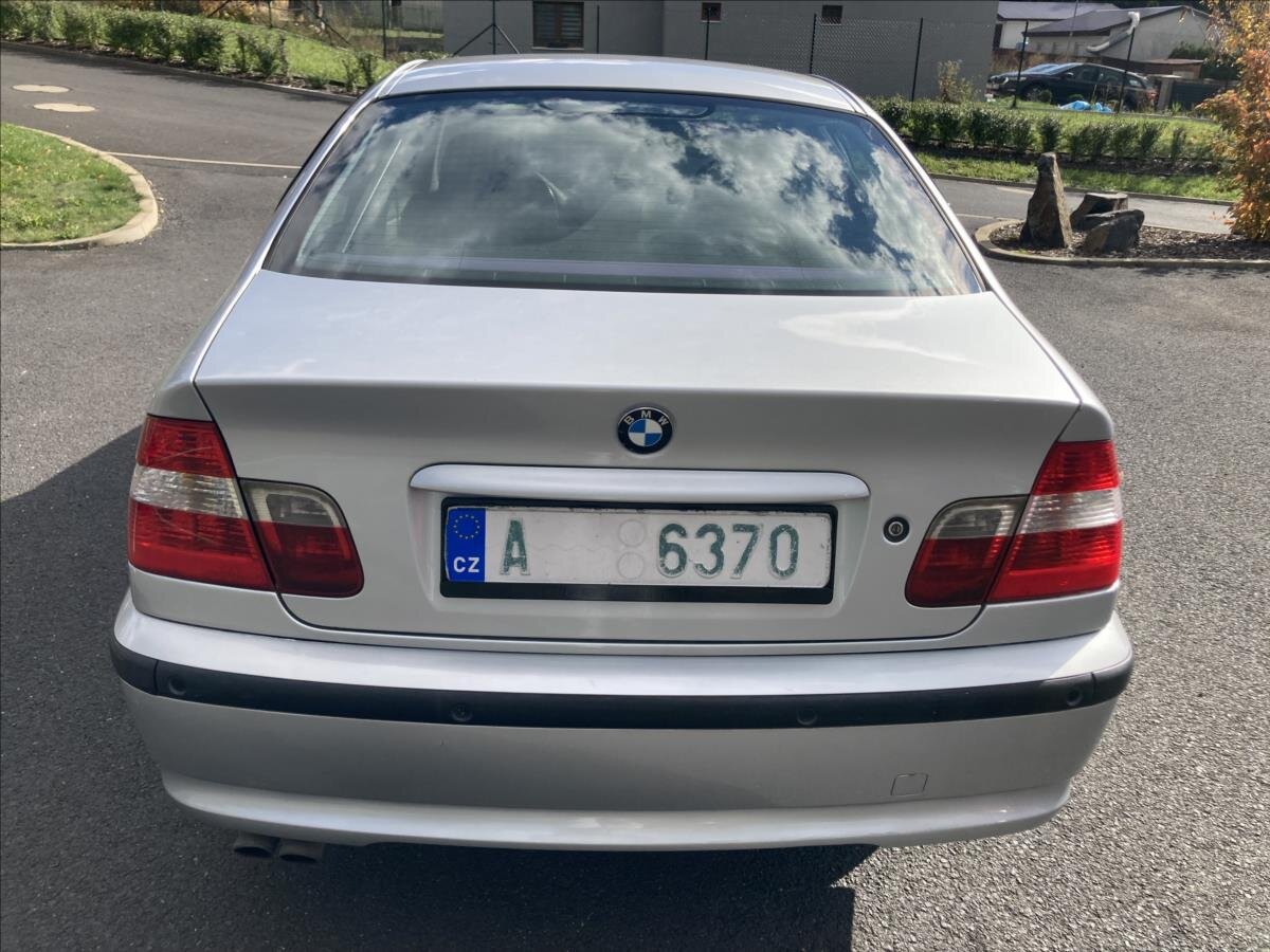 BMW Řada 3 Sedan / Limuzína 2,5 l 141 kw