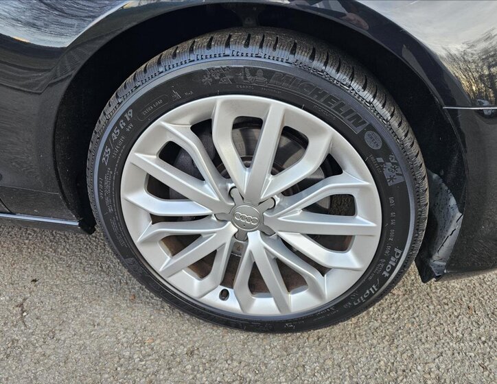 Audi A6 Kombi 3,0 l 180 kw