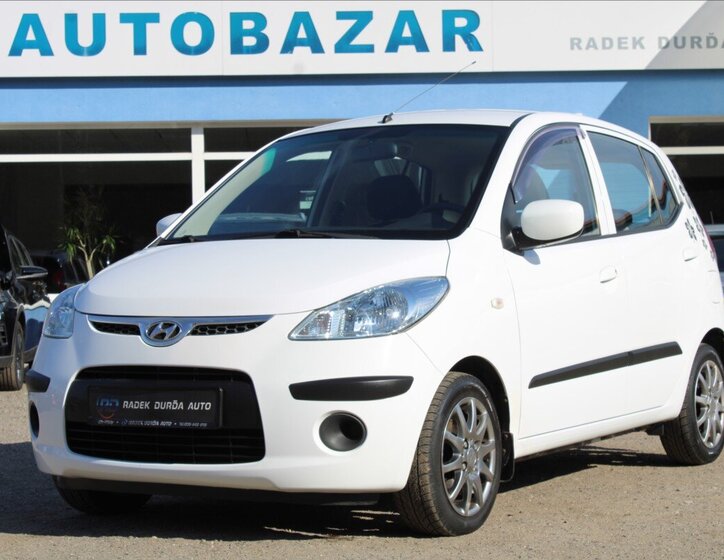 Hyundai i10 Hatchback 1,1 l 57 kw