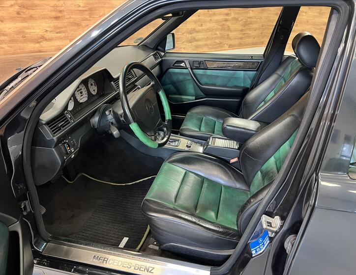 Mercedes-Benz Třídy E 5