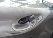 Ford Galaxy Kombi 2,0 l 81 kw