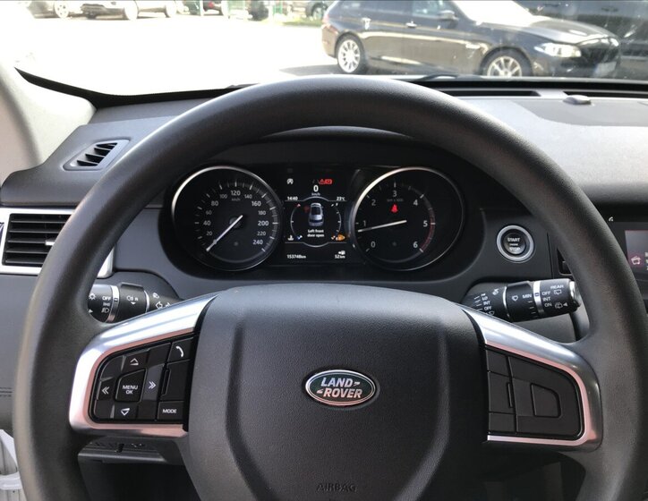 Land Rover Discovery Sport SUV / Terénní 2,0 l 110 kw