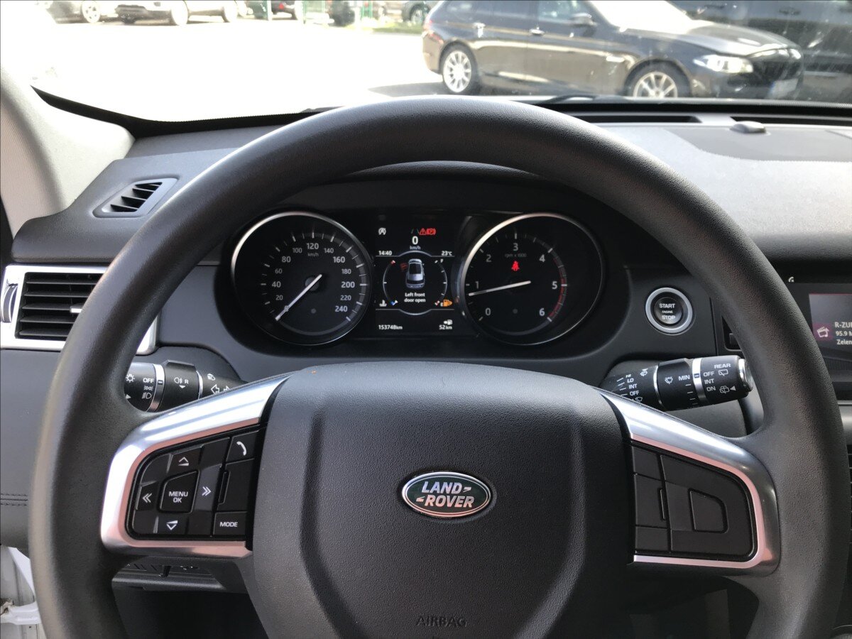 Land Rover Discovery Sport SUV / Terénní 2,0 l 110 kw
